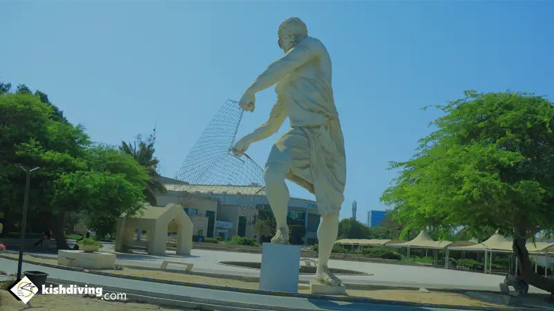 ساحل مرد ماهیگیر کیش در روز